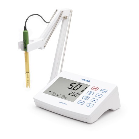 CONDUCTIMETRE DE LABORATOIRE + SONDE EC HI763100 HANNA